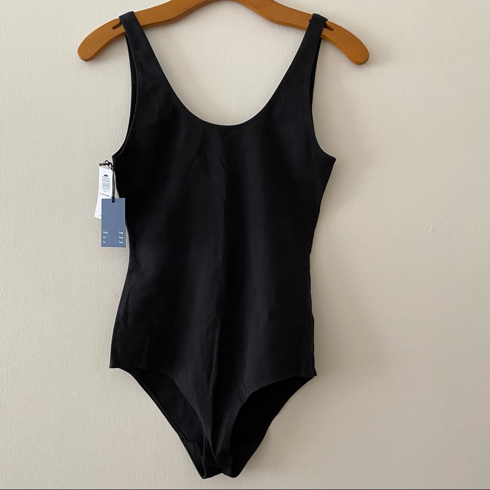 New with tags Aritzia Georgianna scoop neck body suit black